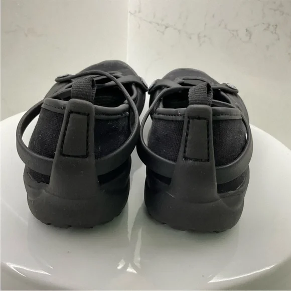 CROCS black Mary Janes ballet flats size 6 - Picture 7 of 8